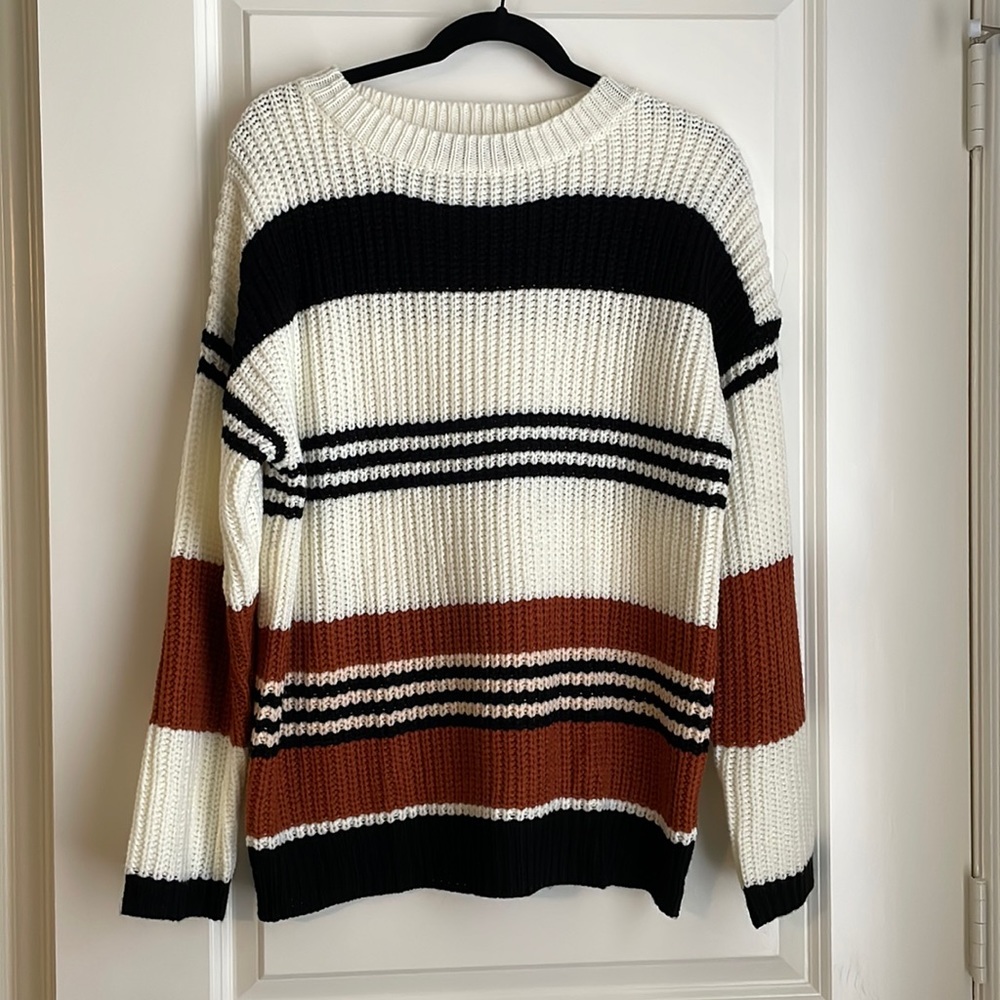 Color block pullover sweater